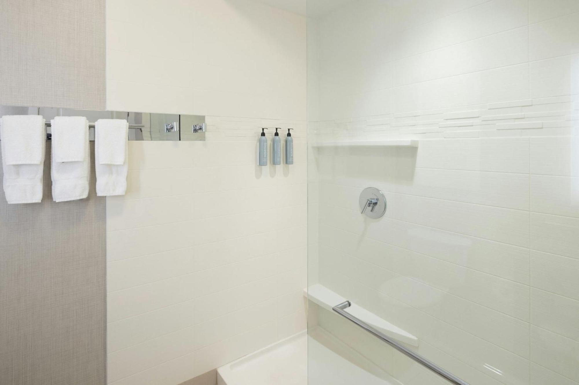 Residence Inn By Marriott Albany קליפטון פארק מראה חיצוני תמונה
